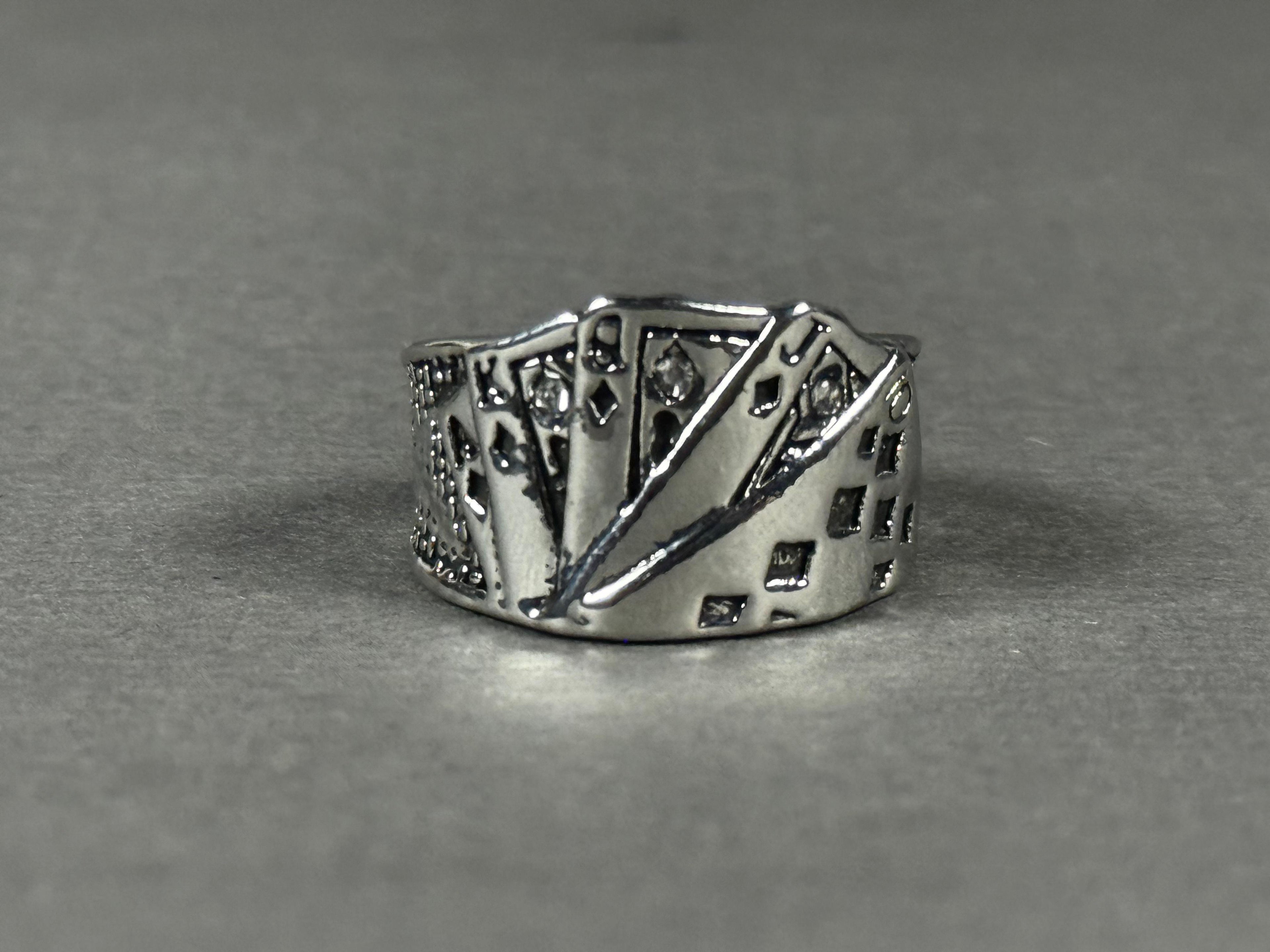 Decked Ring