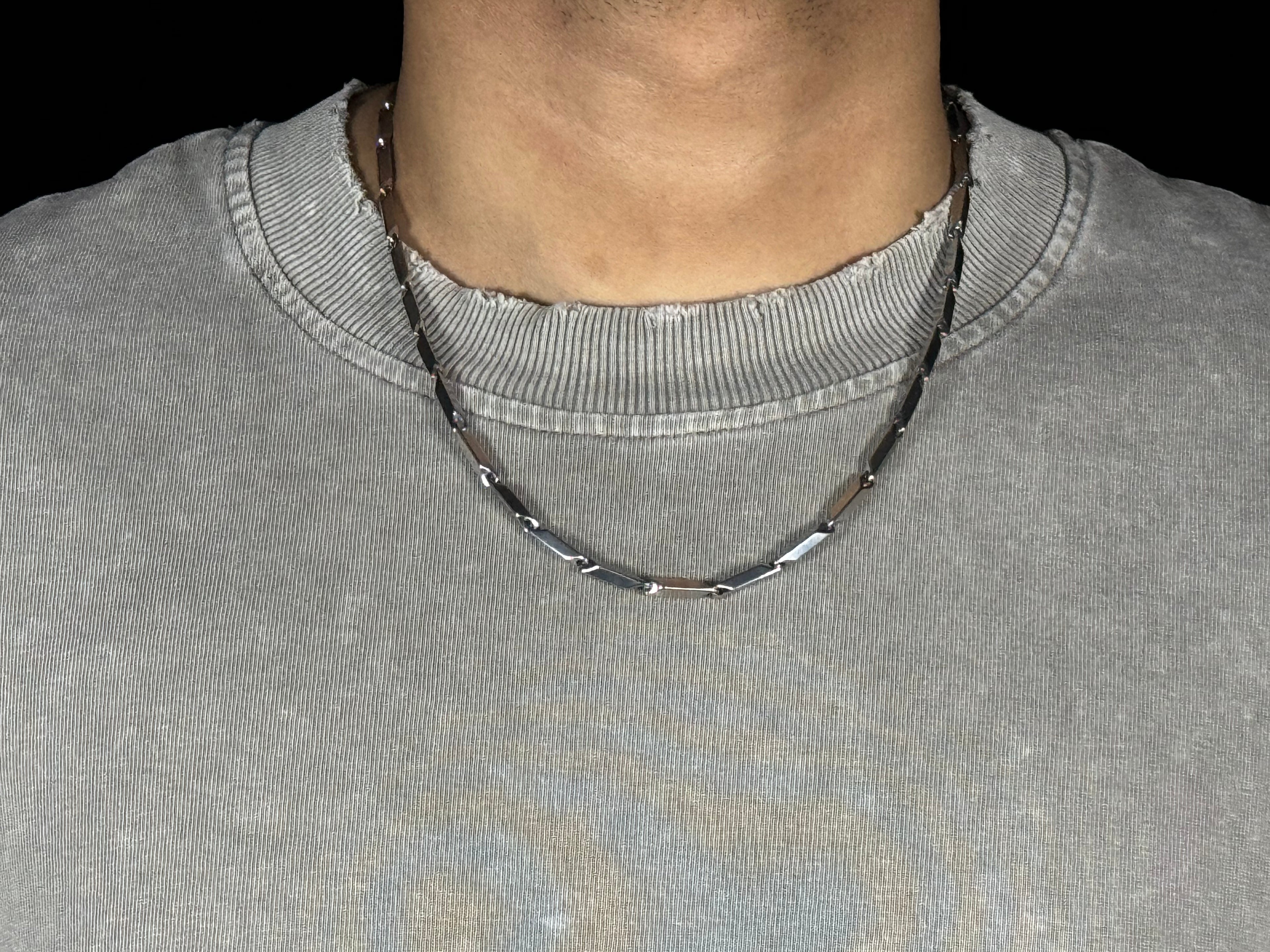 Tricon Chain