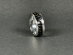 Rotating Chain Ring (Black)