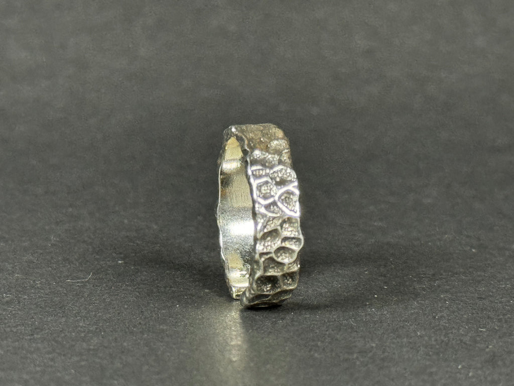 Rock Crest Ring