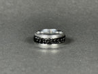 Rotating Chain Ring (Black)